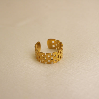 Eternal Link 18kt Gold Plated Ring